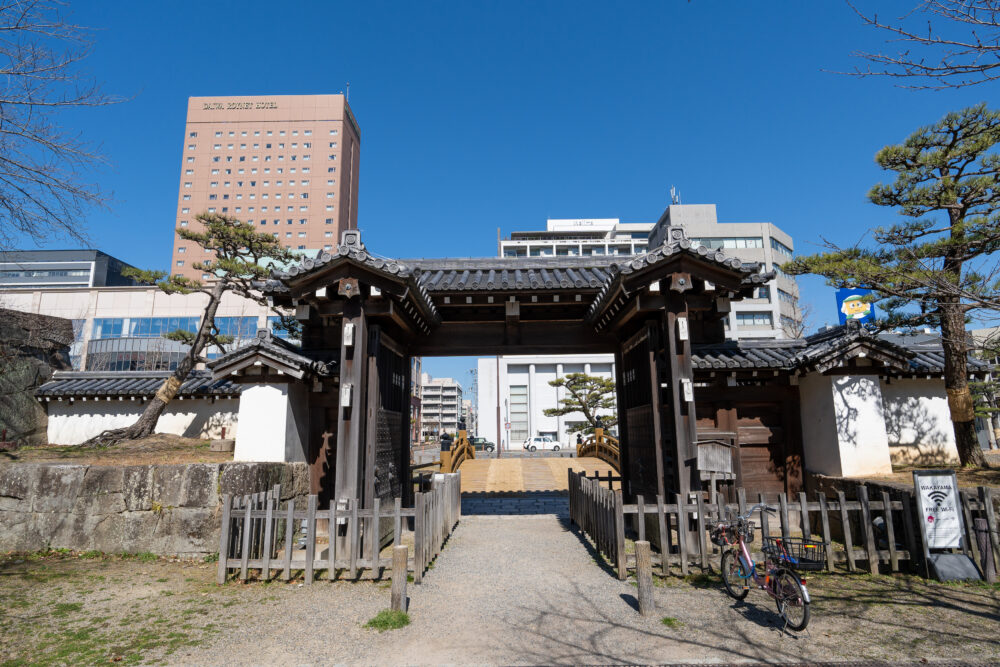 大手門
