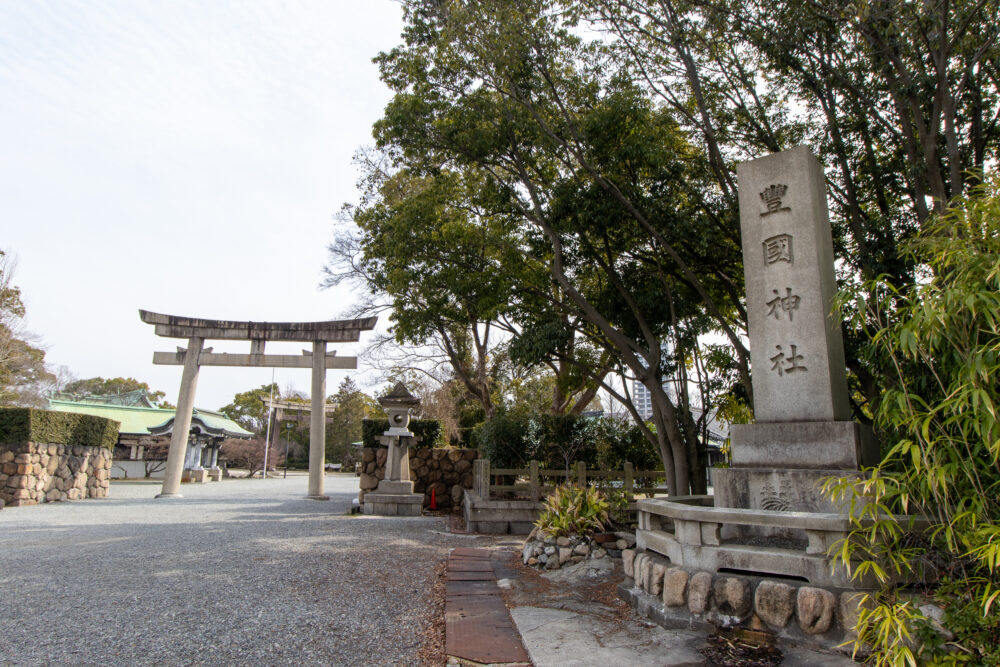 豊国神社